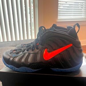 Nike Foamposite sz 11.5 color black, blue and orange
